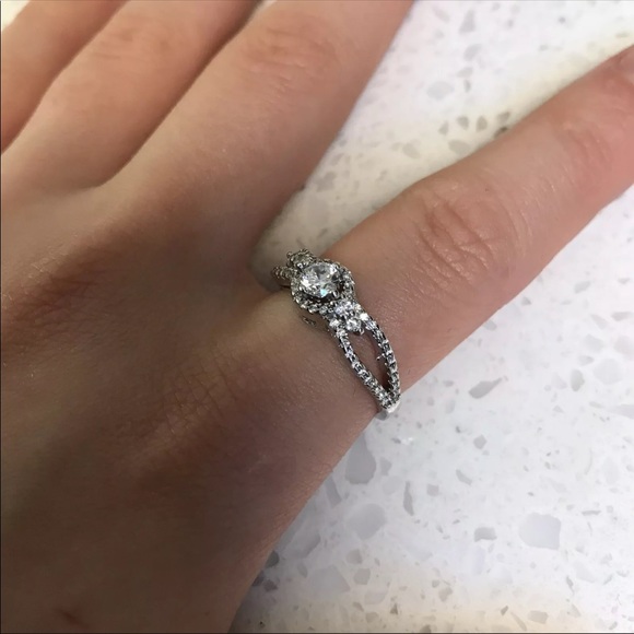 Charmed Aroma Ring Size 7 - Picture 1 of 3